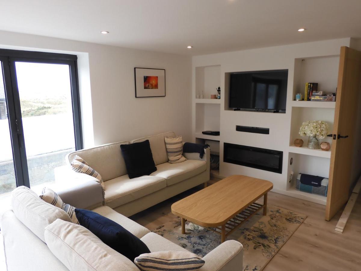 Fabulous Ground Floor Apt Adjacent To Beach 罗斯奈格尔 外观 照片